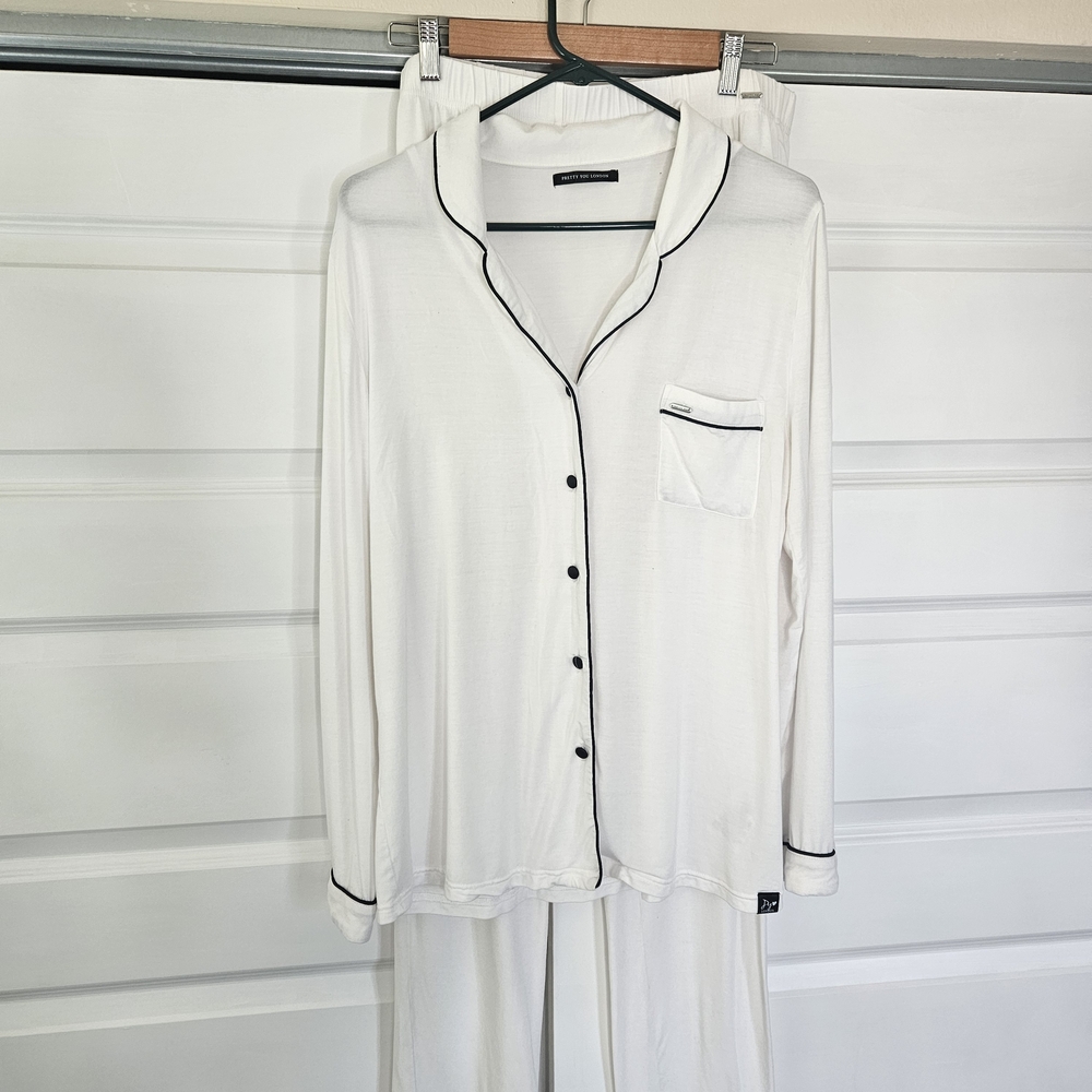 Pretty You London Bamboo Long Pyjama Set - Cream/Black - US 12 - EUC